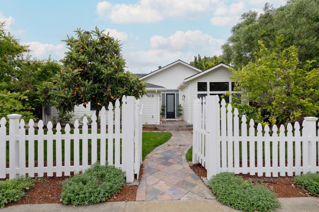 618 Panchita Way, Los Altos CA 94022