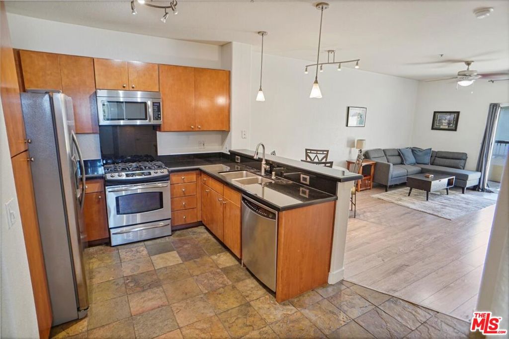 24535 Town Center Drive 6403