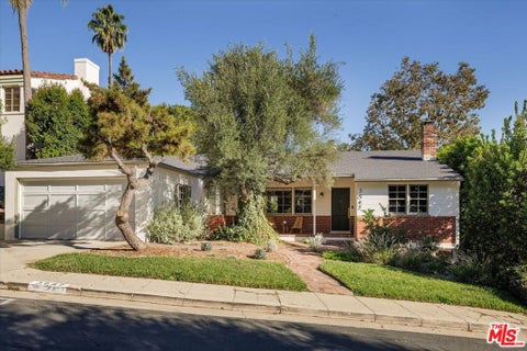 Photo of 3647 Shannon Road, Los Angeles, CA 90027 (MLS # 26105180)