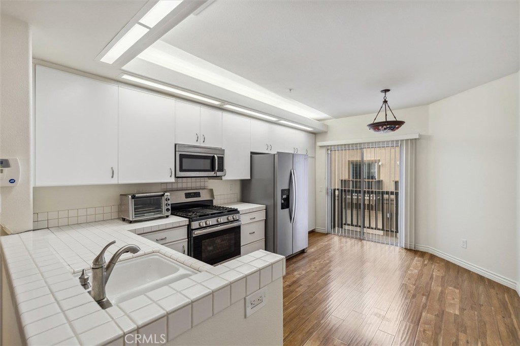 26 Montana Del Lago Drive