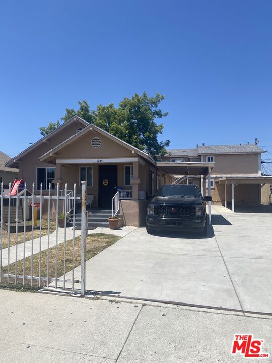 1045 W 103rd Street