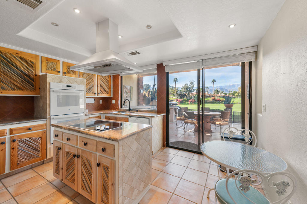 Monterey Country Clu - Residential