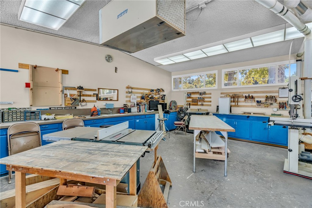 Friendly Valley (FRV) - Residential