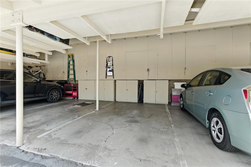 Friendly Valley (FRV) - Residential