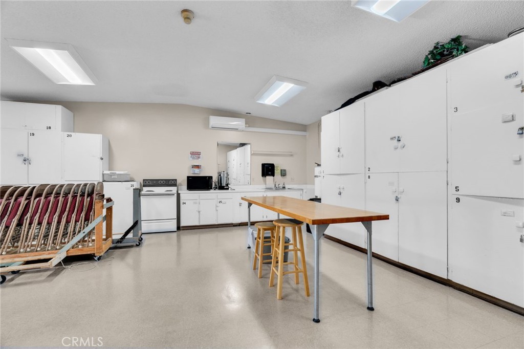 Friendly Valley (FRV) - Residential