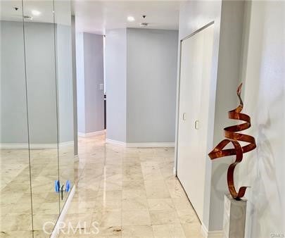 1310 E Ocean Boulevard 906