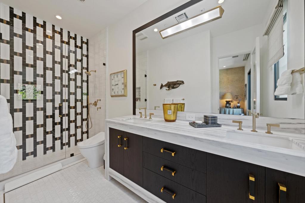 PGA Greg Norman - Residential