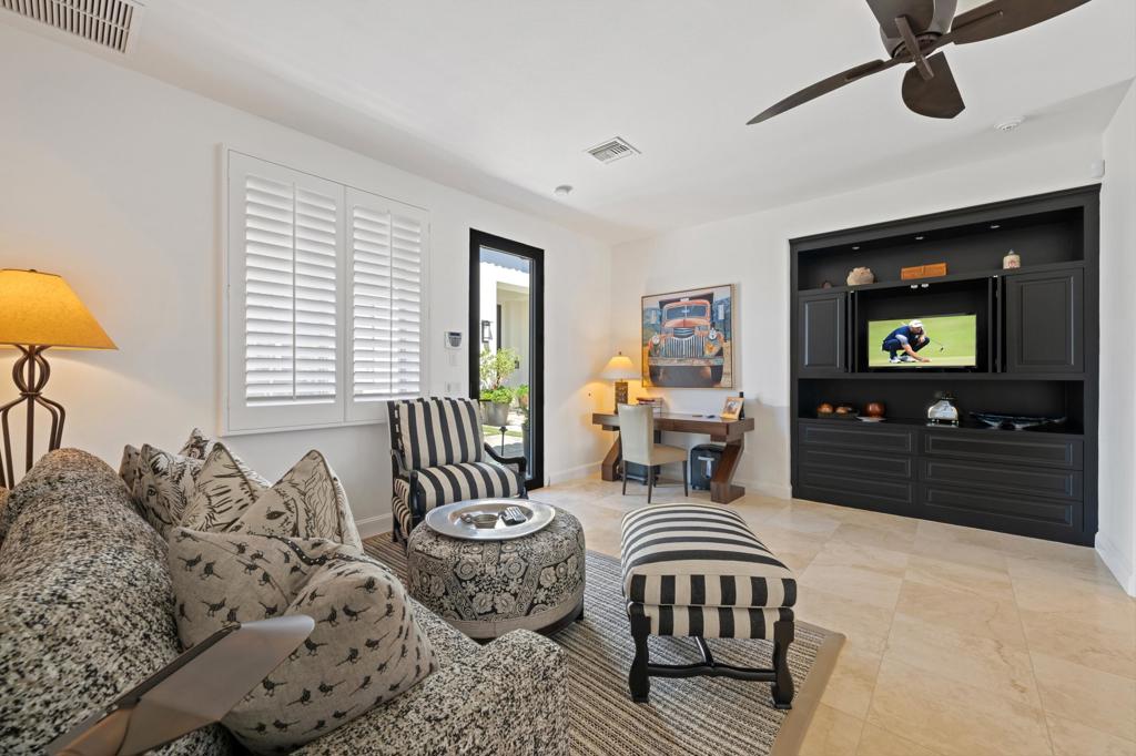 PGA Greg Norman - Residential