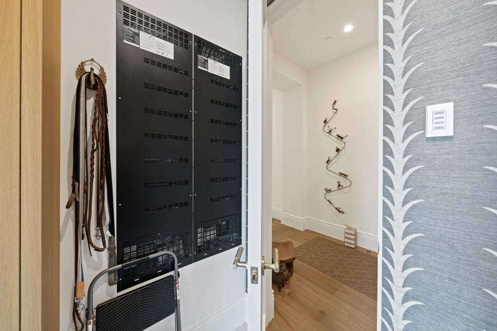 PGA Greg Norman - Residential