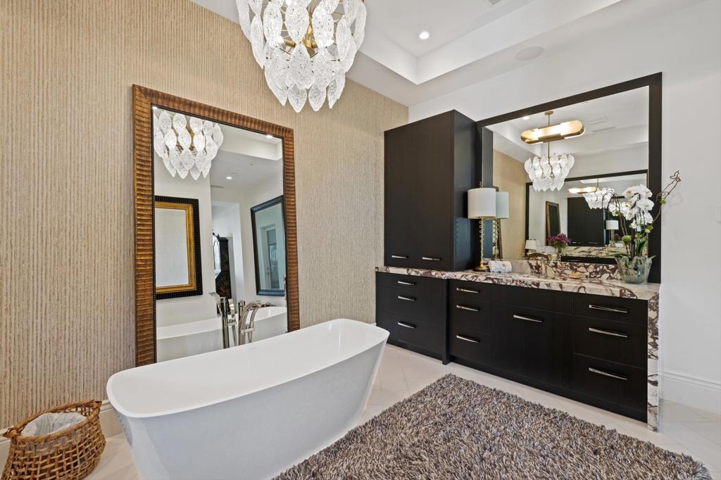 PGA Greg Norman - Residential