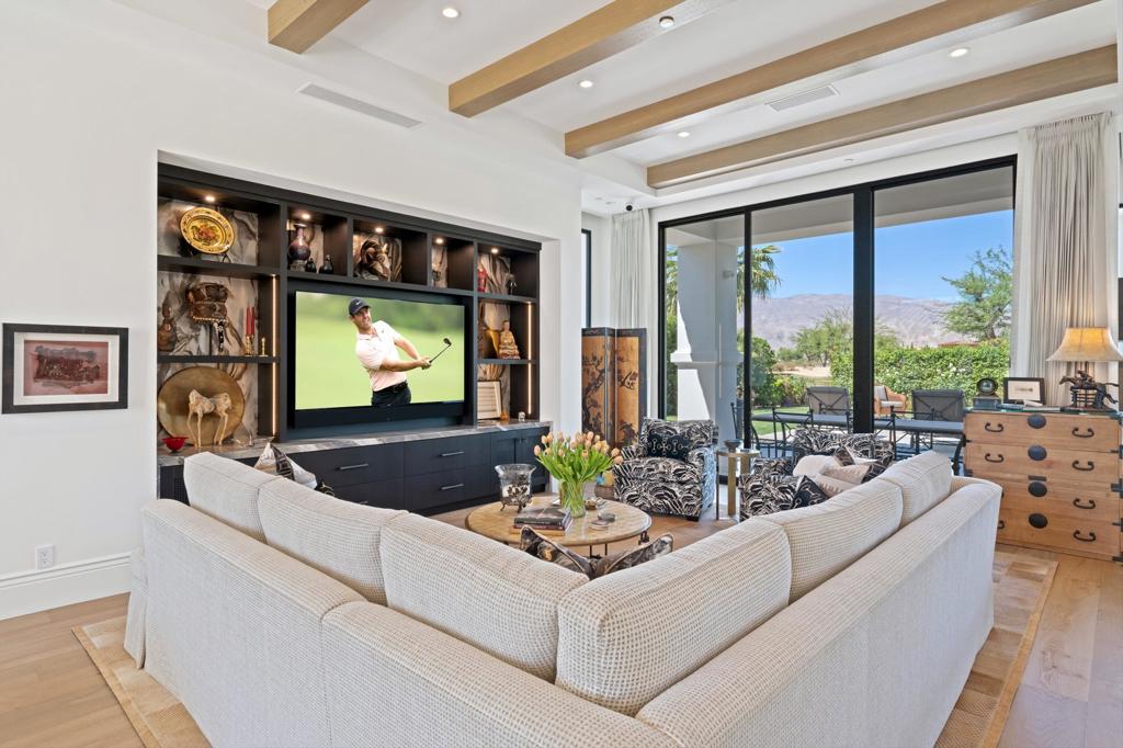 PGA Greg Norman - Residential