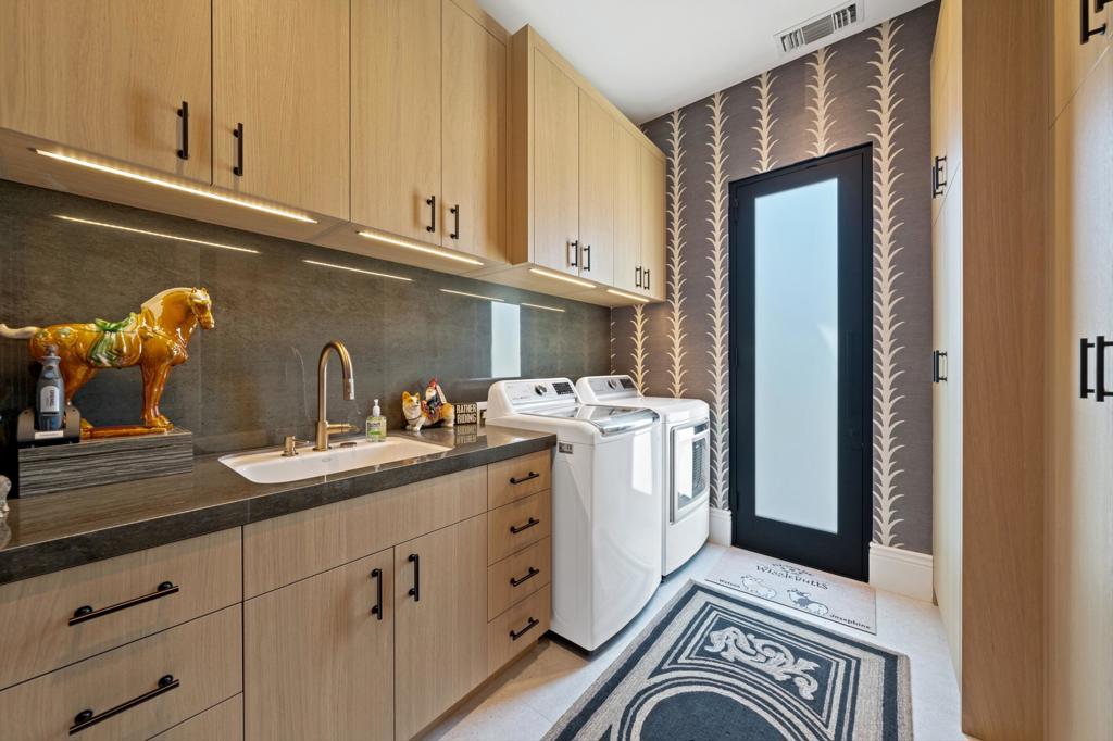 PGA Greg Norman - Residential