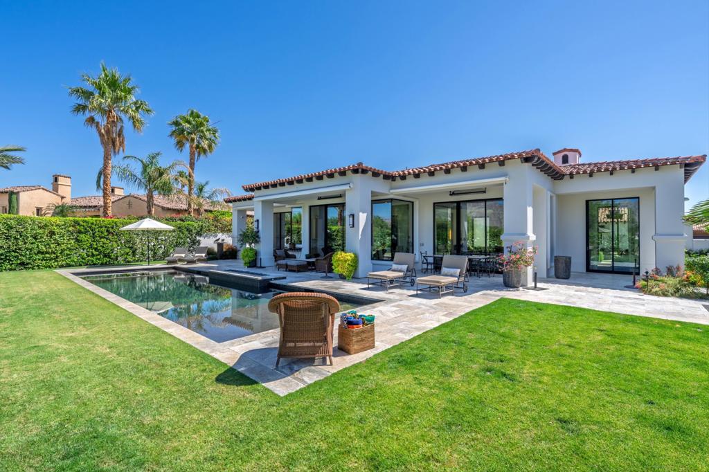 PGA Greg Norman - Residential