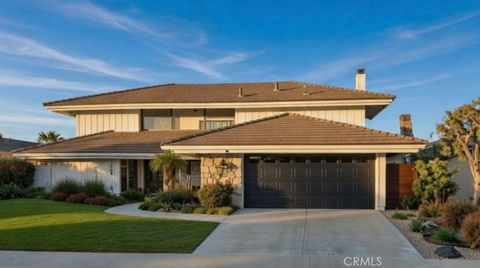 Photo of 32008 Grenville Court, Westlake Village, CA 91361 (MLS # SR26049424)