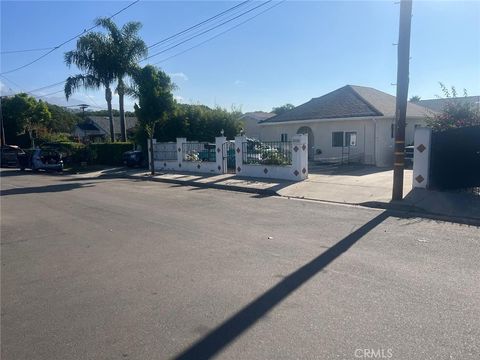 Photo of 630 Pico Avenue, Santa Barbara, CA 93103 (MLS # DW25230973)
