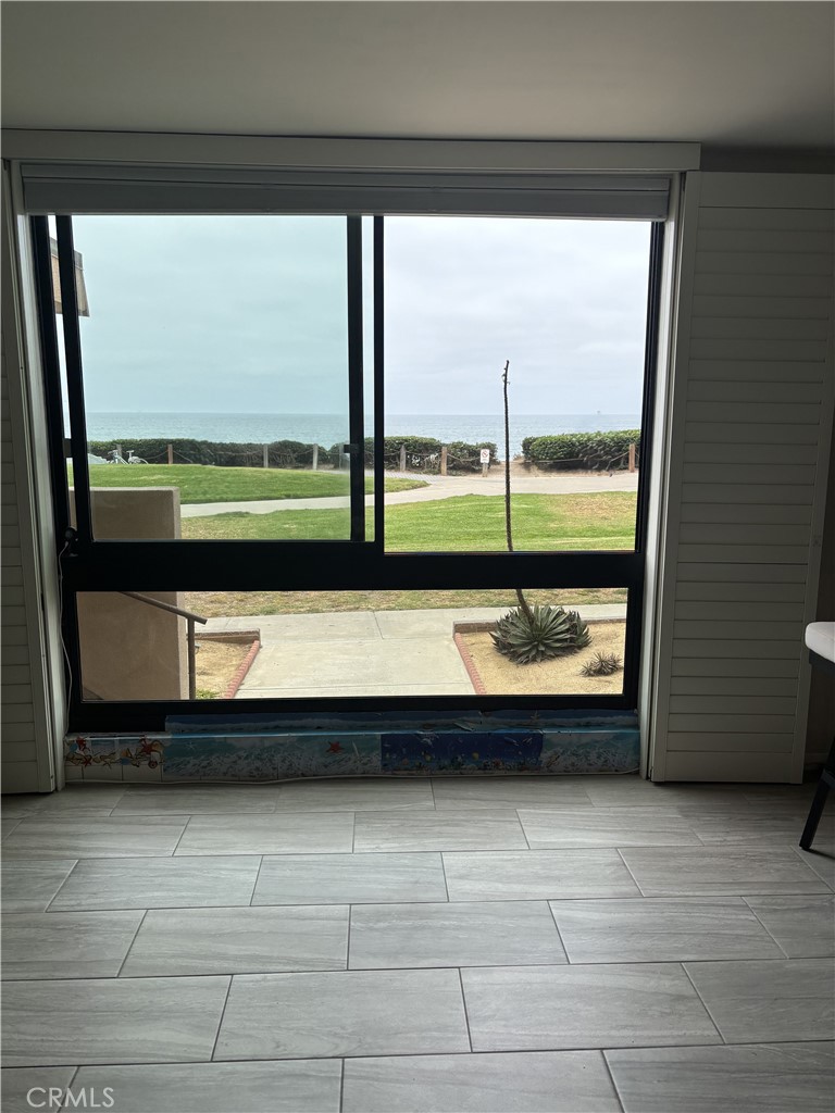 4667 Ocean Boulevard 106