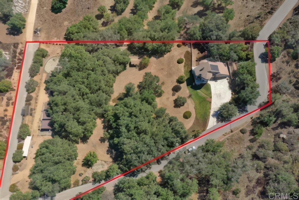 26285 Calle De Encinas
