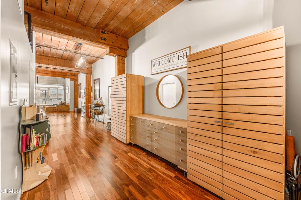 Photo of 530 S Hewitt Street #426, Los Angeles, CA 90013 (MLS # P1-25953)