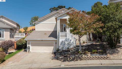 Photo of 866 Bridgeway Cir, El Sobrante, CA 94803 (MLS # 41145574)