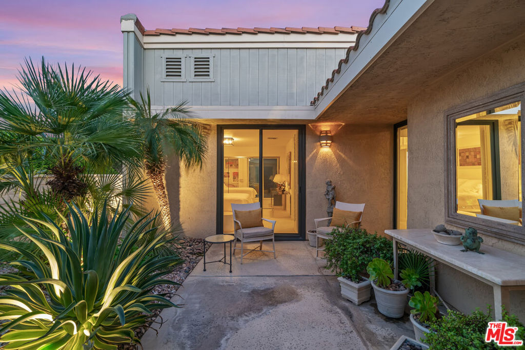 Wilshire Palms - Residential