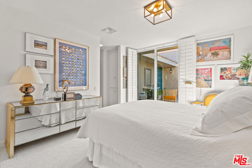 Wilshire Palms - Residential