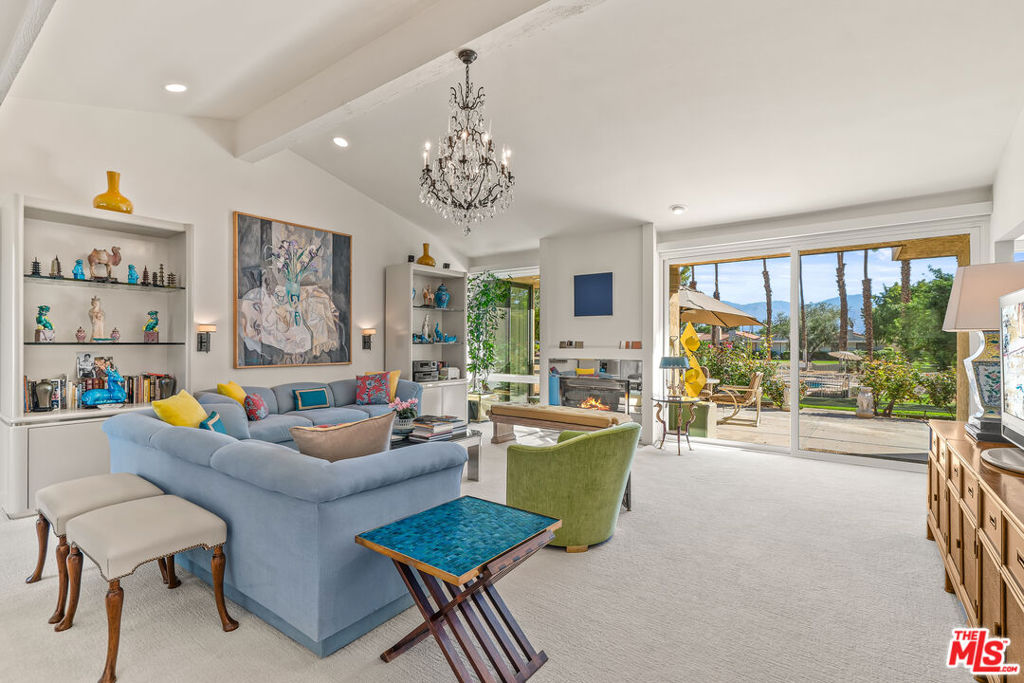 Wilshire Palms - Residential