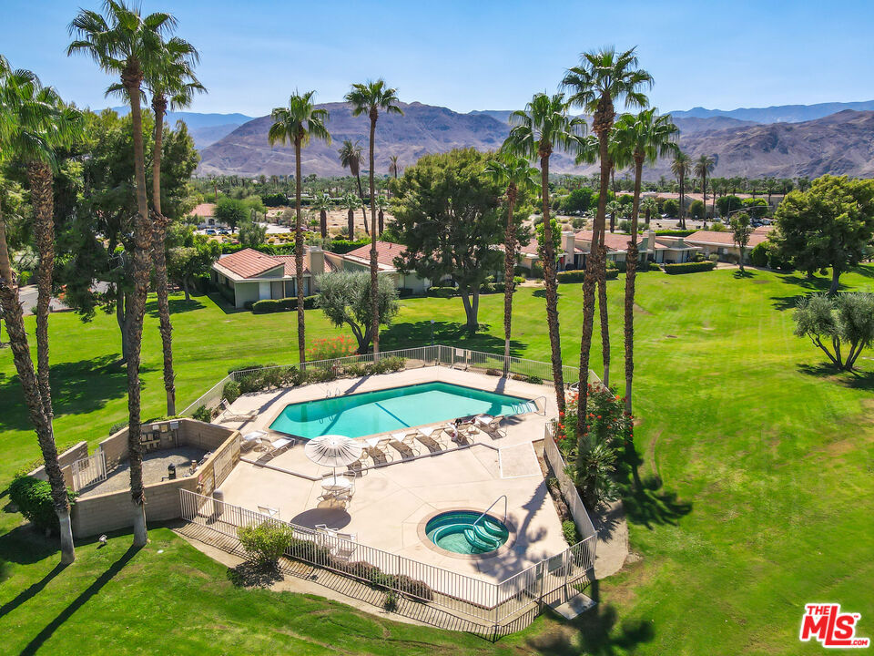 Wilshire Palms - Residential