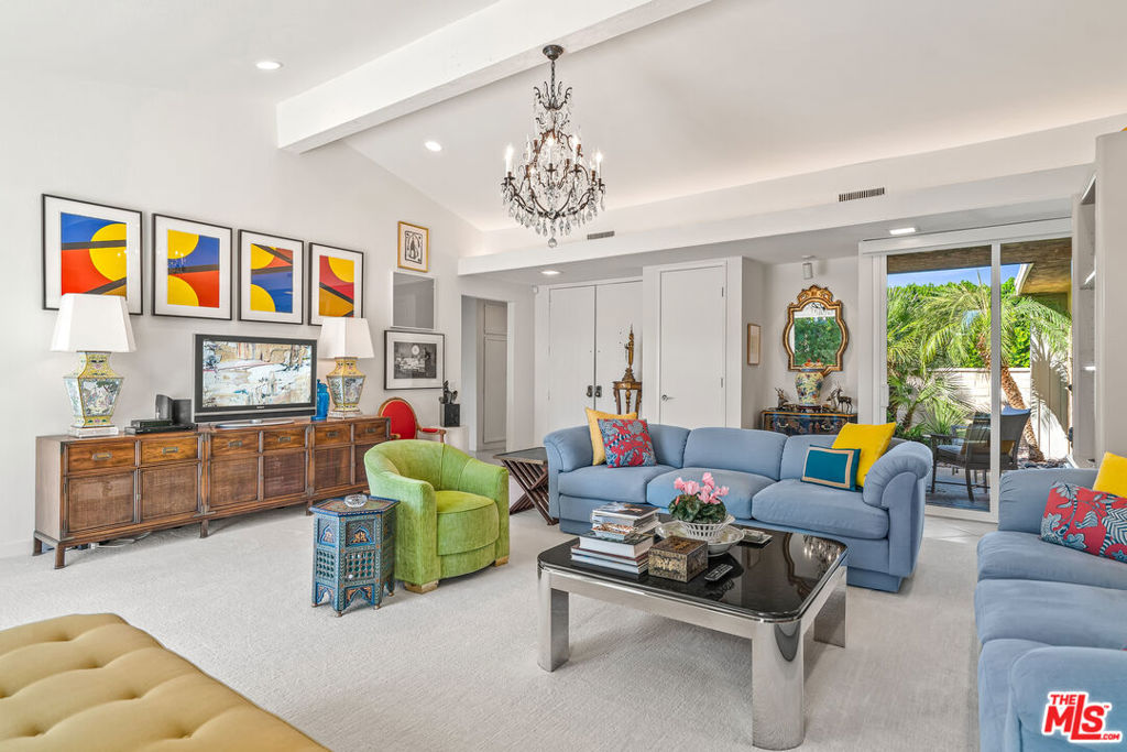 Wilshire Palms - Residential