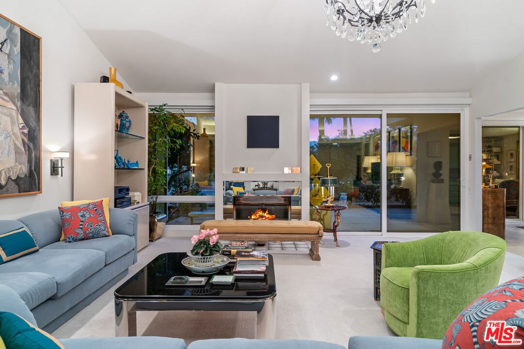 Wilshire Palms - Residential