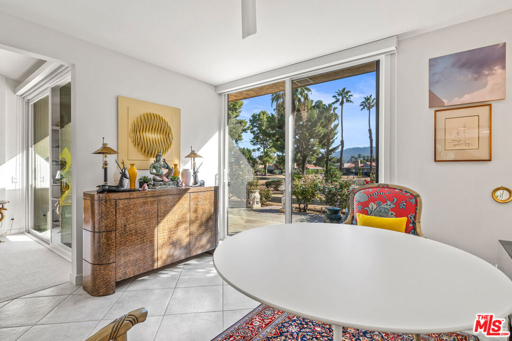 Wilshire Palms - Residential