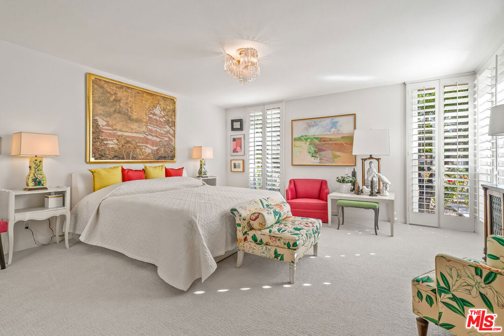 Wilshire Palms - Residential