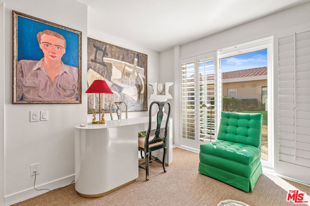 Wilshire Palms - Residential