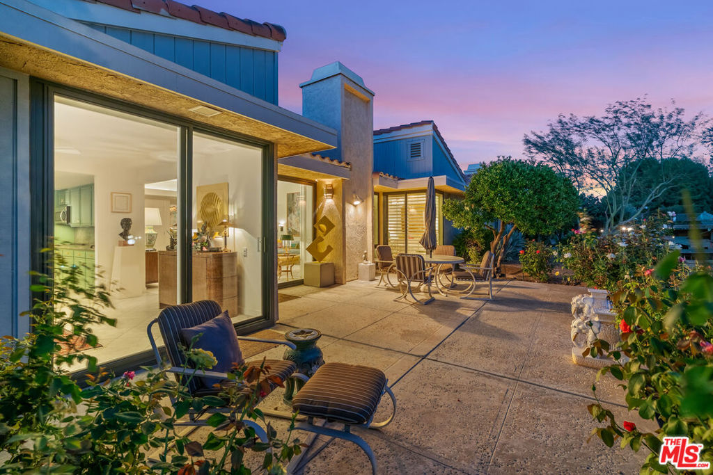 Wilshire Palms - Residential