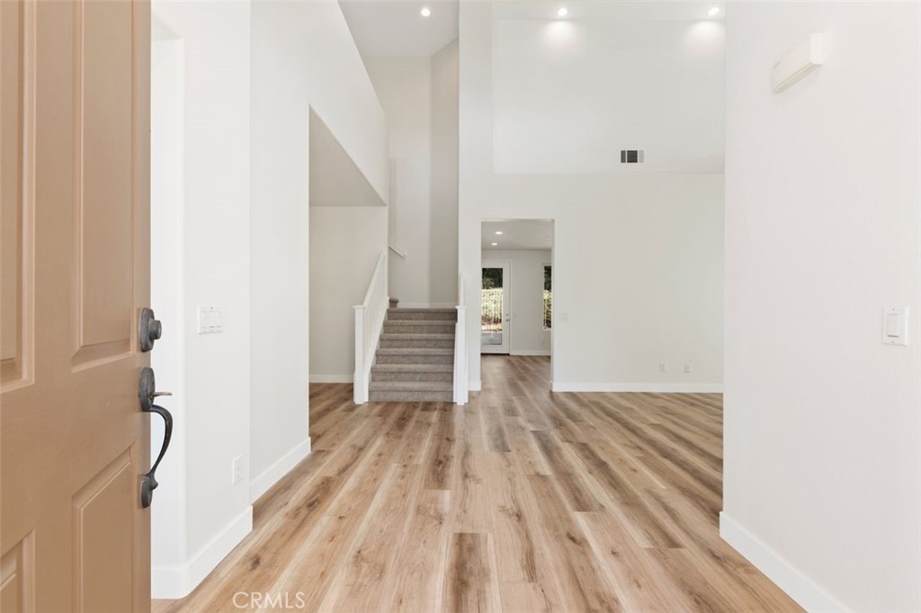 10 Lyon Ridge