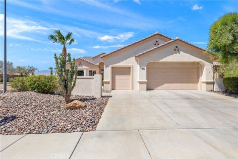 Photo of 39371 Blossom Cir. CIR, Palm Desert, CA 92211 (MLS # SR26149175)