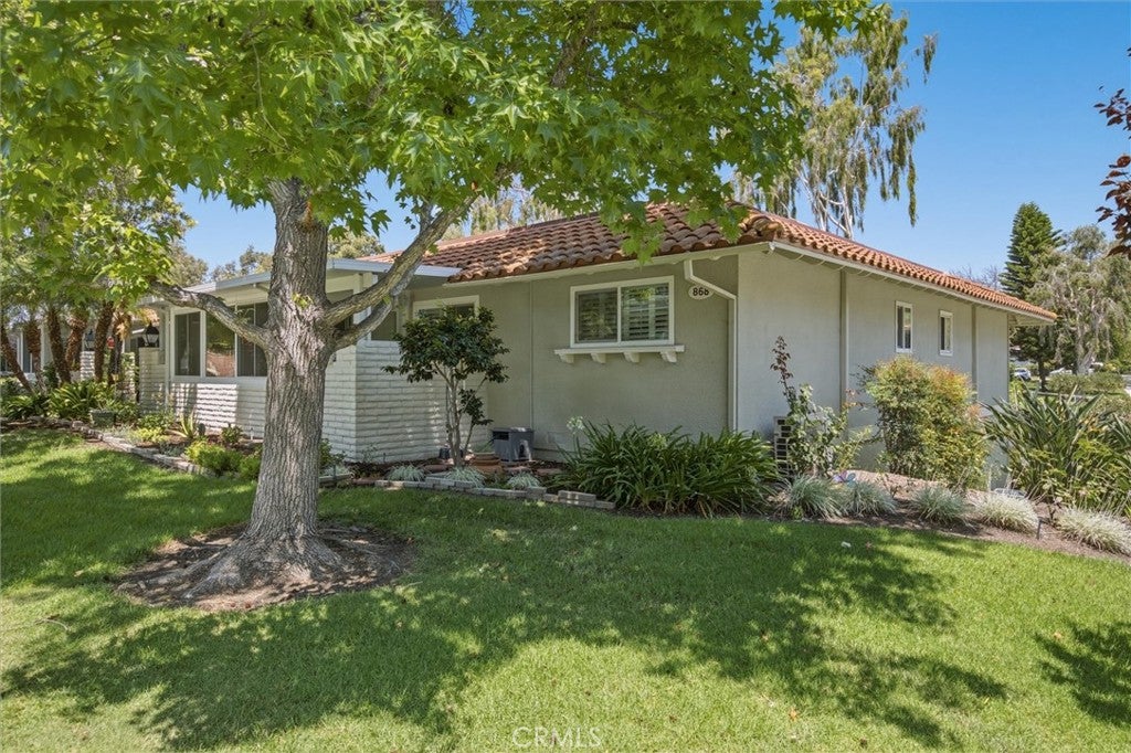 868 Avenida Sevilla Unit P