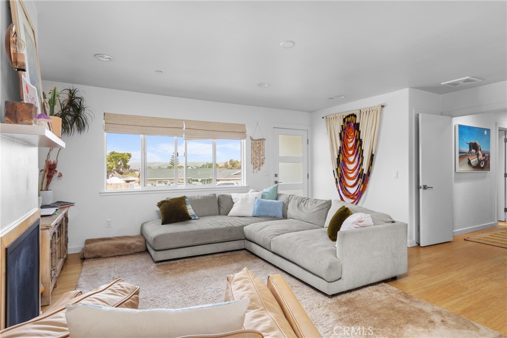 733 Lilac Drive