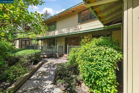 Photo of 428 El Rio, Danville, CA 94526 (MLS # 41130857)