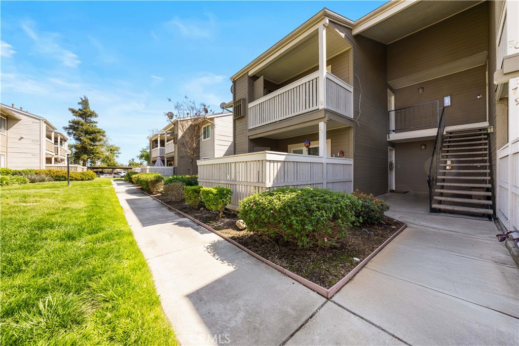 1309 W Mission Boulevard 82