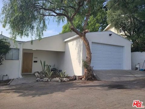 Photo of 5105 Irvington Terrace, Los Angeles, CA 90042 (MLS # 26632867)