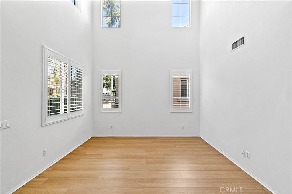 1985 E Harvard Privado A