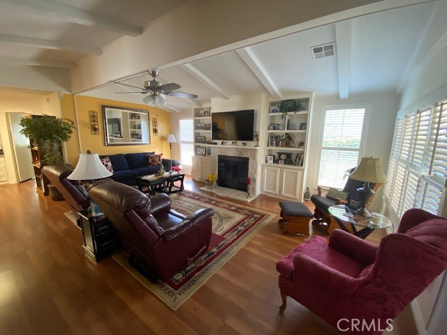 1351 Clear Lake Place 76