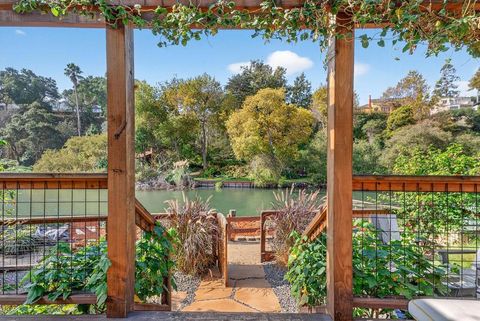 Photo of 425 Riverview Avenue, Capitola, CA 95010 (MLS # ML82025606) Photo of 425 Riverview Avenue, Capitola, CA 95010 (MLS # ML82025606)