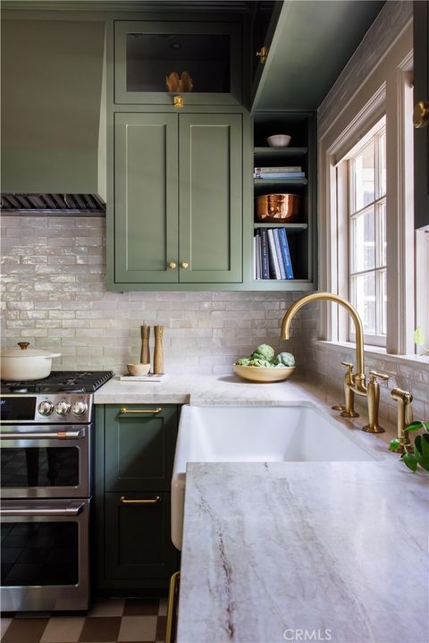 Photo of 342 W 11th St, Chico, CA 95928 (MLS # SN26089017)