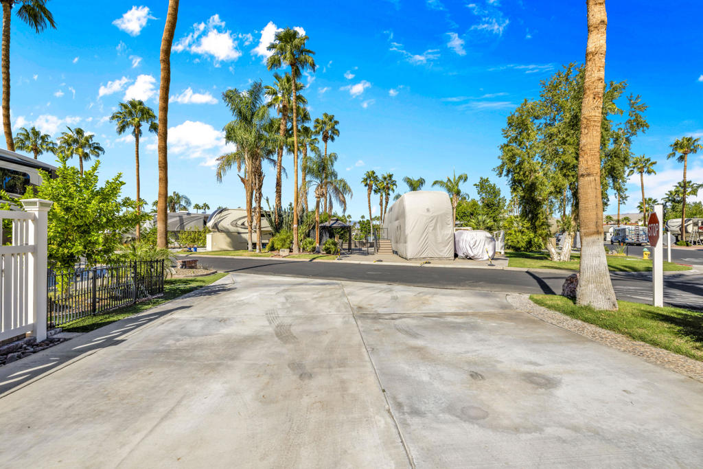 Outdoor Resorts Palm Springs - Land