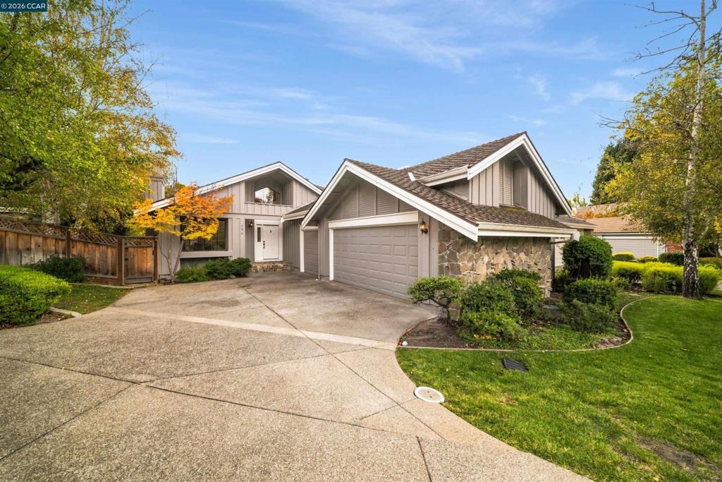 596 Buttonwood Dr DR