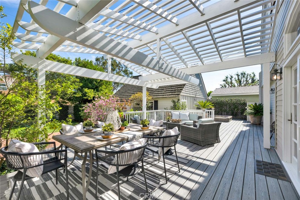 4110 Chestnut Avenue