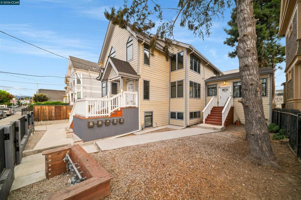 1430 8th Ave