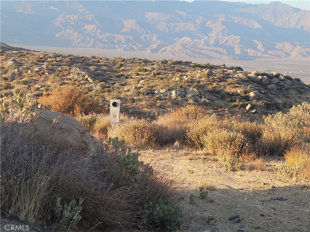 31.39 acres lot in Twin Pines area of the San Jacinto Mountains. Water utility service currently provided by High Valleys Water District. Only concrete slabs and septic tank remain of the structures that were burned down during the Esperanza fire over a decade ago.