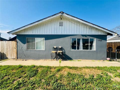 Photo of 713 Iris ST, Bakersfield, CA 93308 (MLS # SR26133321)